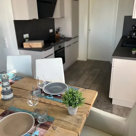 Marienleuchte - Beltblick 1 - Erste Reihe Meerblick, 2 Schlafzimmer, Garten 페마른